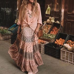 NWOT SPELL & THE GYPSY LIONHEART MAXI SKIRT